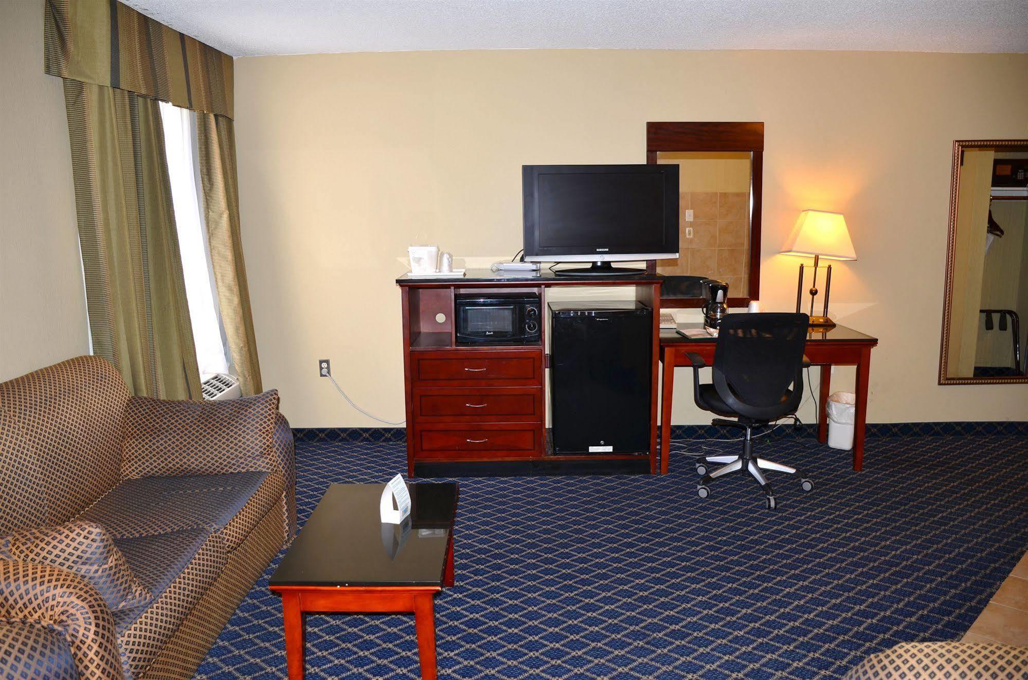 Red Roof Inn Washington, Nc Exterior photo